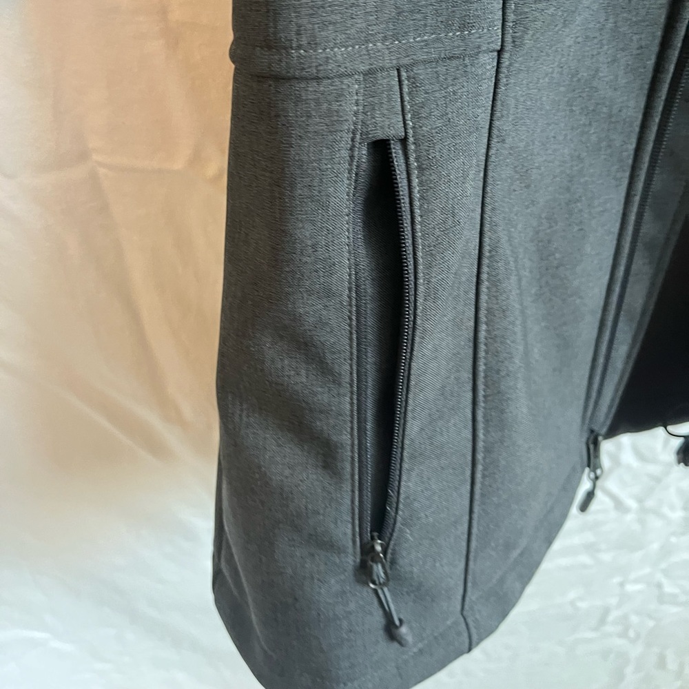 North Face Grey Softshell Jacket - image 3